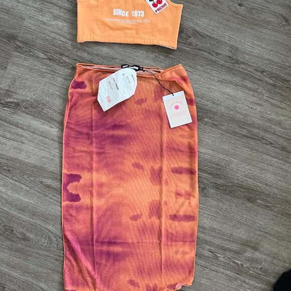 Summer Vibes Set 🌞 Orange Tank + Sheer Tie-Dye Skirt - Picture 2 of 5
